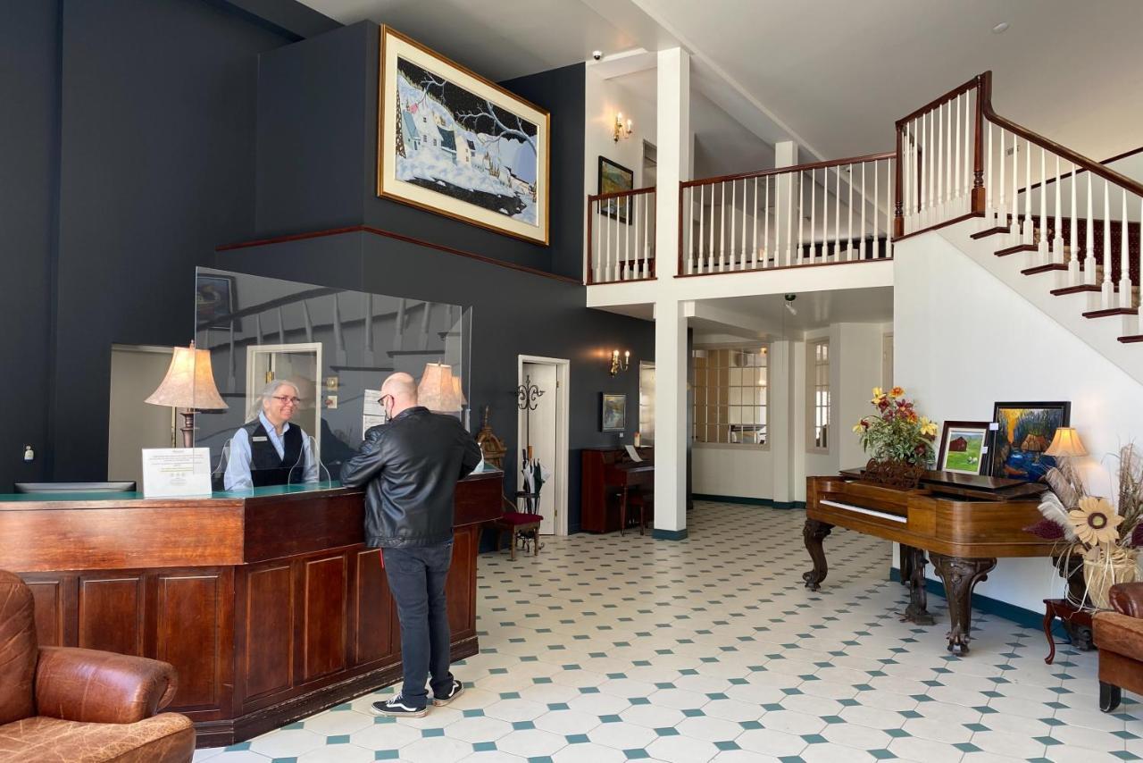 Auberge De La Montagne Coupee Saint Jean De Matha Экстерьер фото