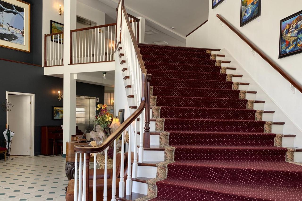 Auberge De La Montagne Coupee Saint Jean De Matha Экстерьер фото